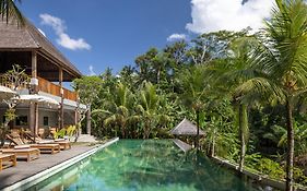 Rumah Kayu Resort